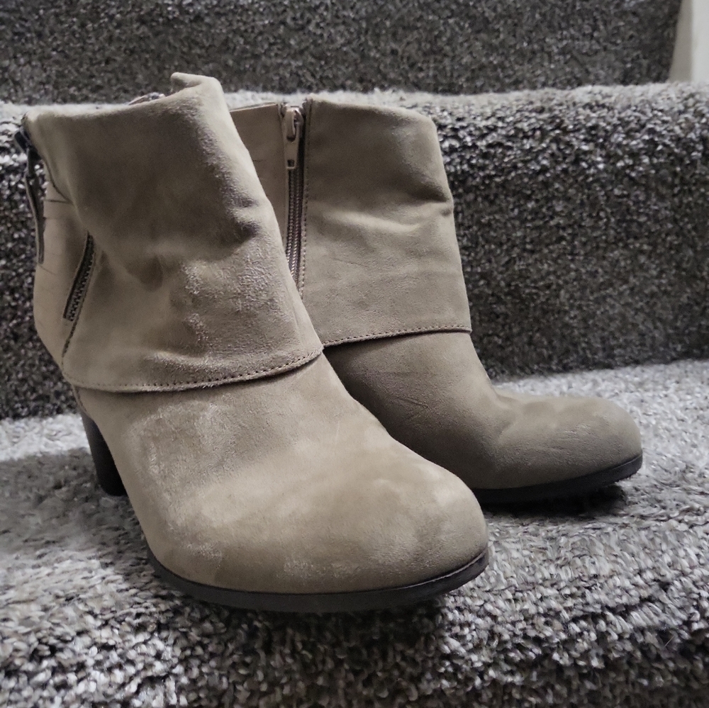 Madden Girl  Tan Boots